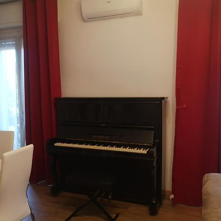 Ai Quattro Ulivi Apartment Peschiera del Garda Bagian luar foto