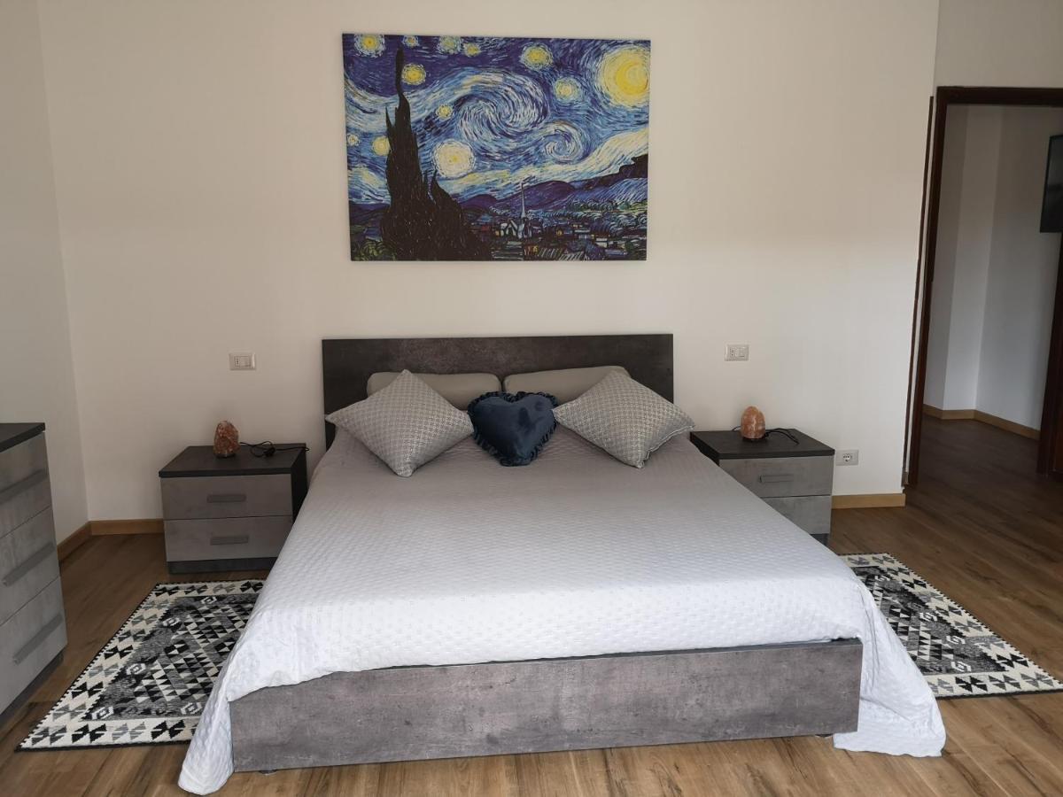 Ai Quattro Ulivi Apartment Peschiera del Garda Bagian luar foto