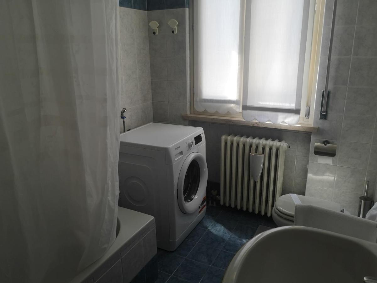 Ai Quattro Ulivi Apartment Peschiera del Garda Bagian luar foto