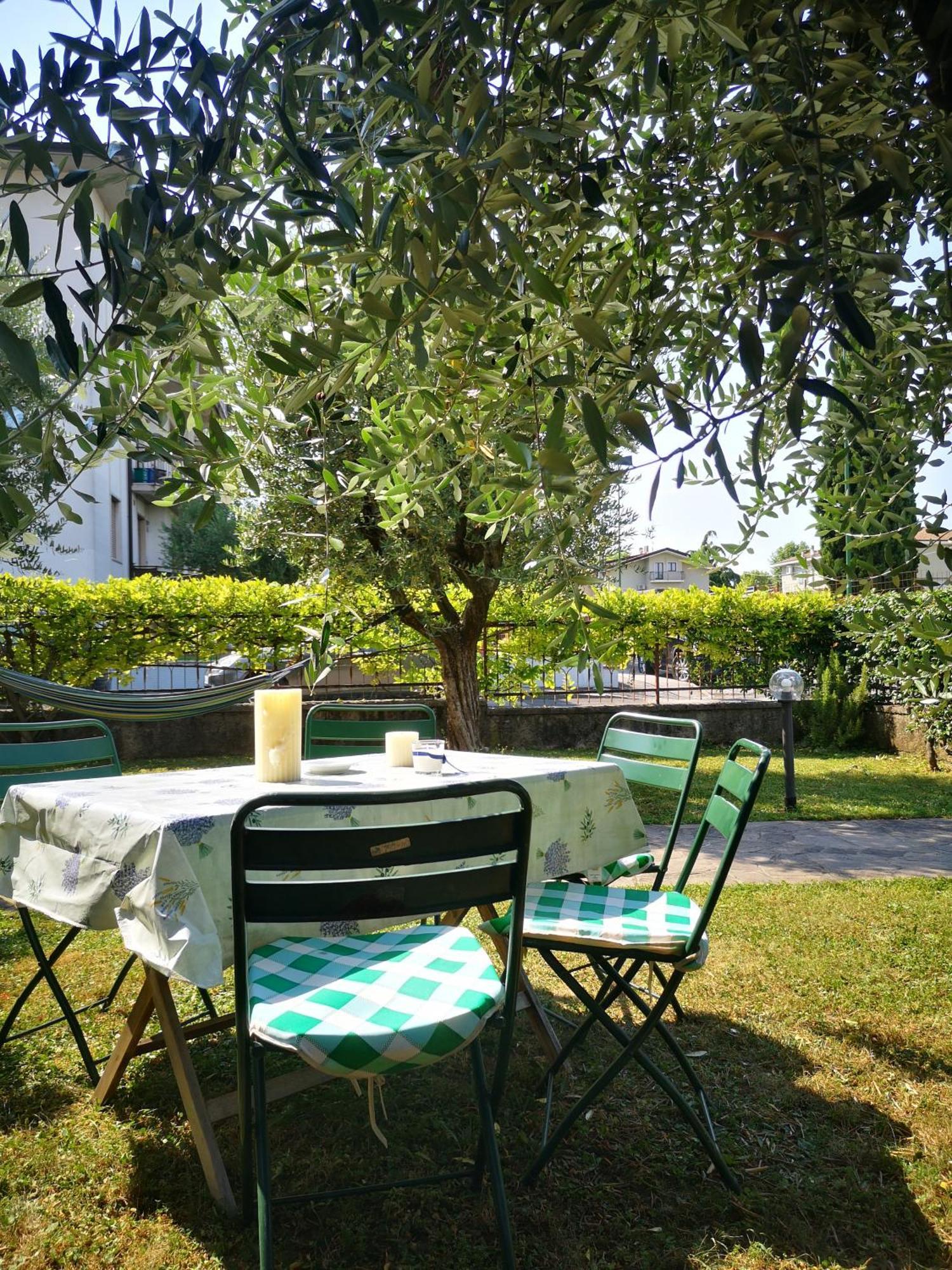 Ai Quattro Ulivi Apartment Peschiera del Garda Bagian luar foto